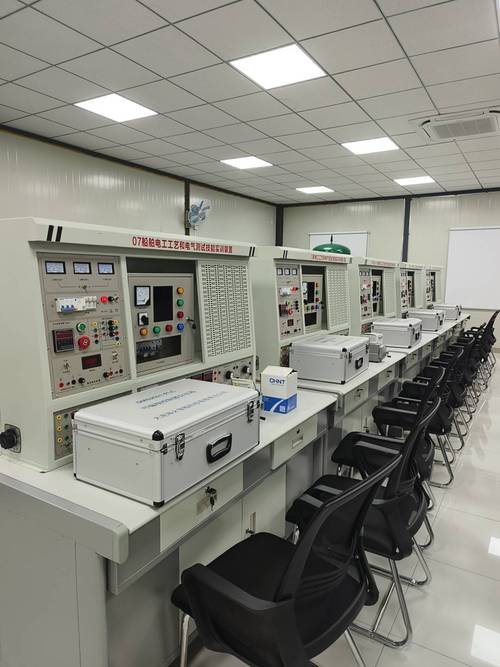 船舶电工工艺与电气测试技能实训装置 机电教学器材的创新实践平台